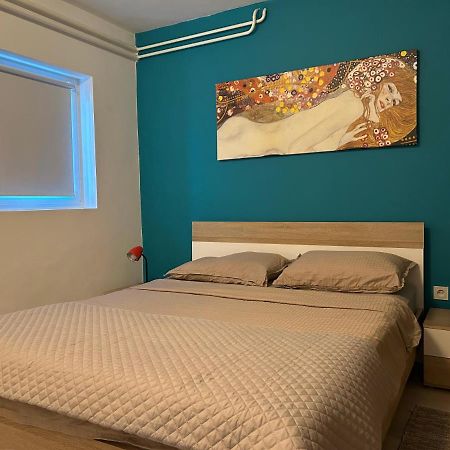 רוביני Peaceful Apartment With Patio מראה חיצוני תמונה